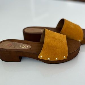 NEW Seychelles “Good Spirits” leather slide sandal